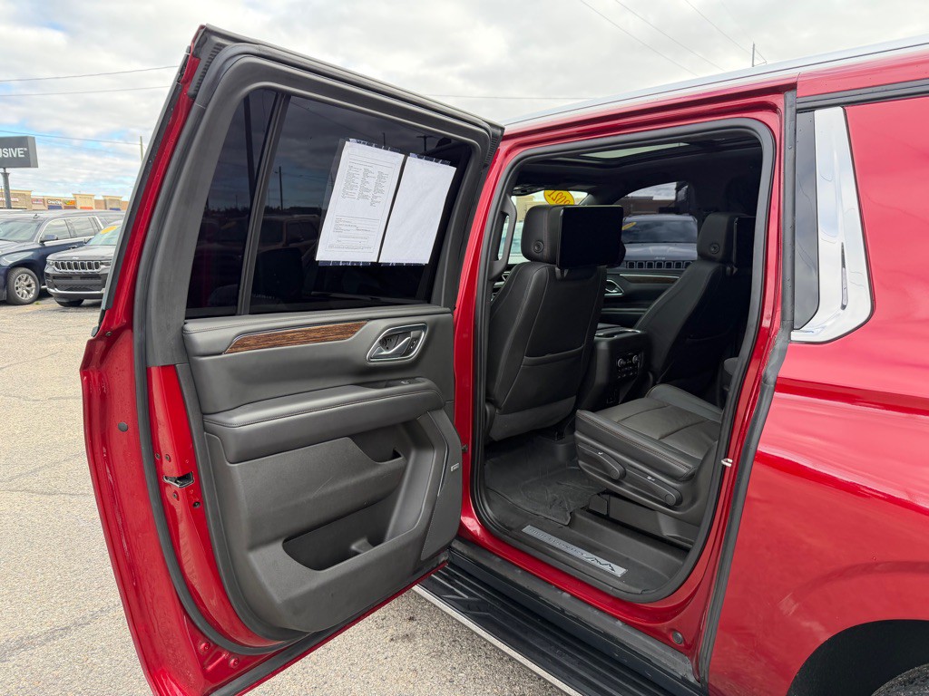 2021 Chevrolet Suburban Image 33