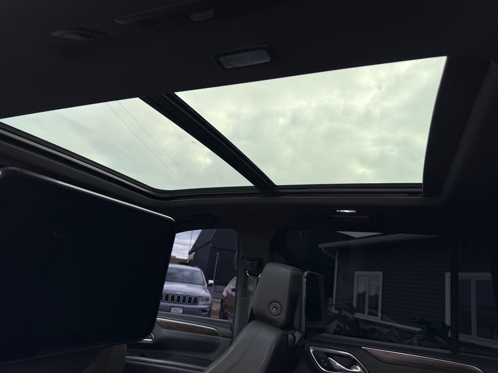 2021 Chevrolet Suburban Image 36