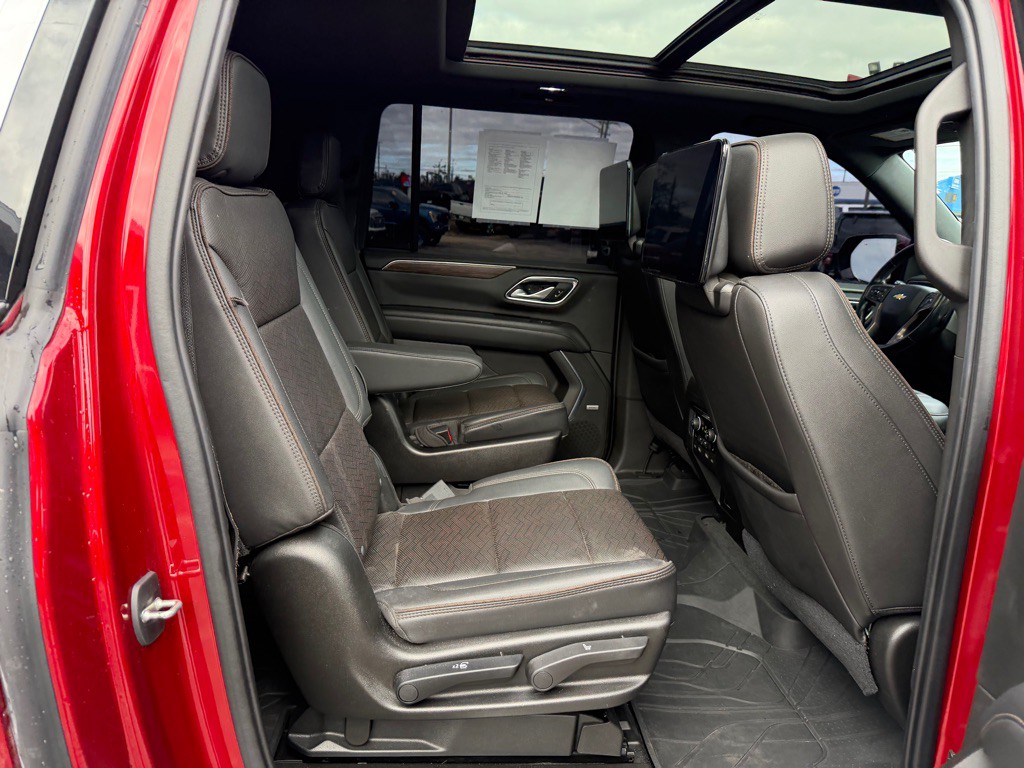 2021 Chevrolet Suburban Image 47
