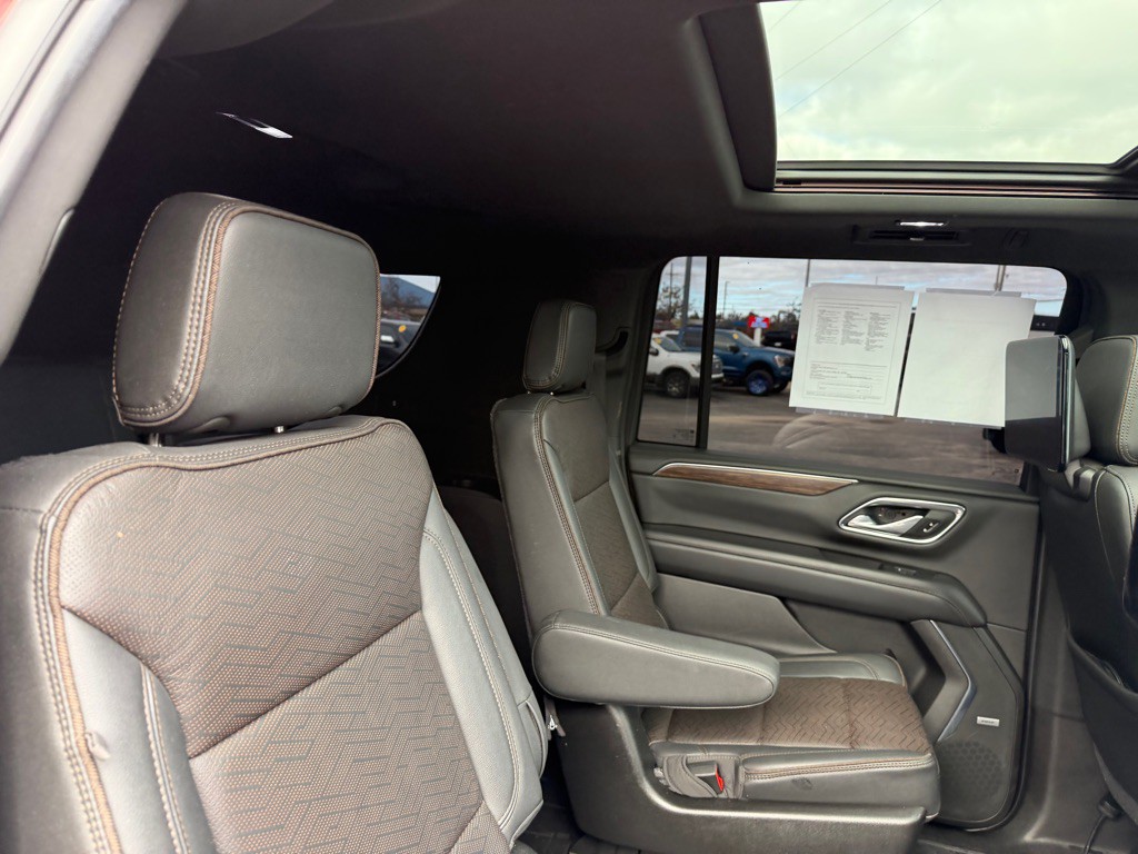 2021 Chevrolet Suburban Image 48