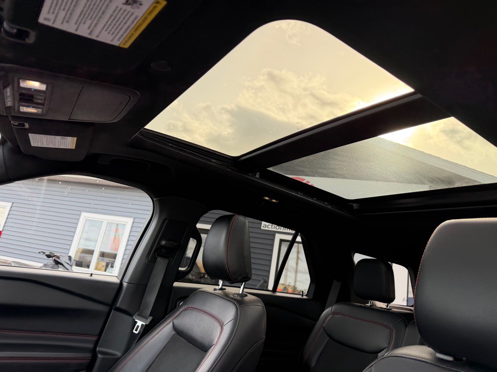 2022 Ford Explorer Image 16
