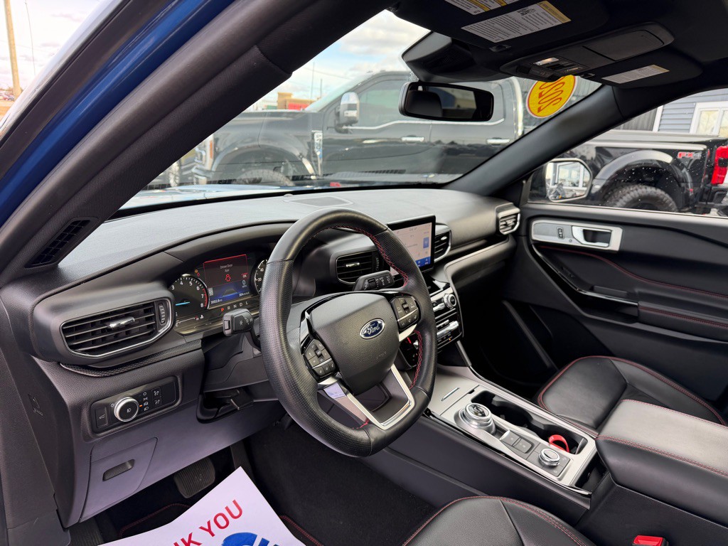 2022 Ford Explorer Image 17