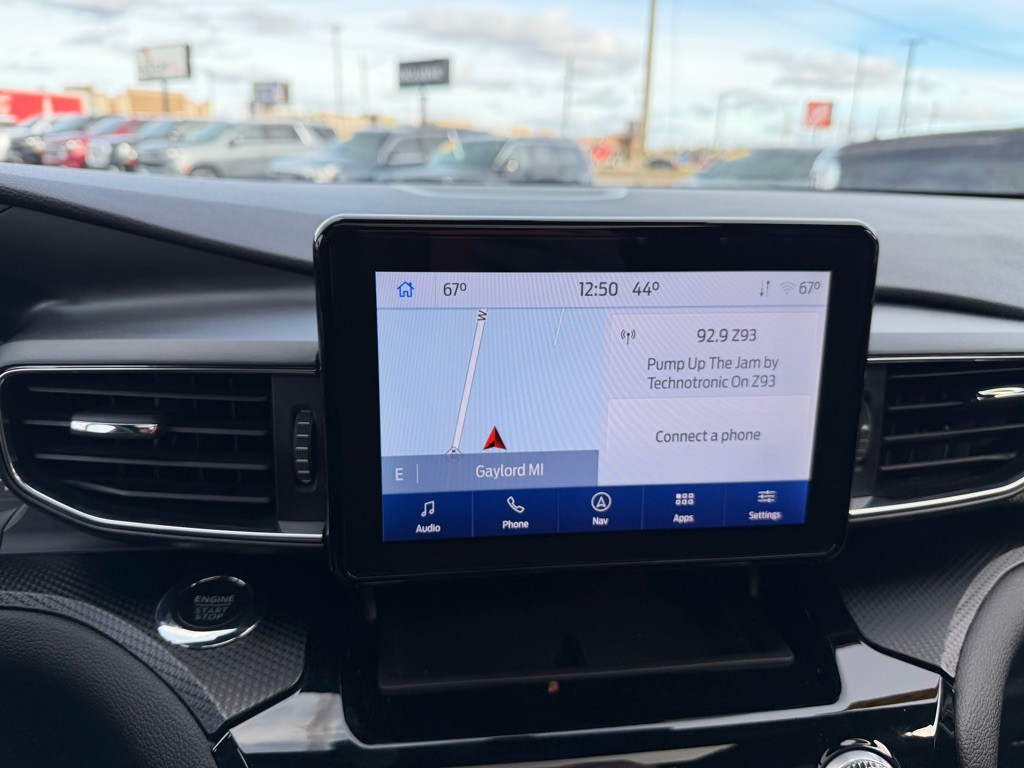 2022 Ford Explorer Image 27