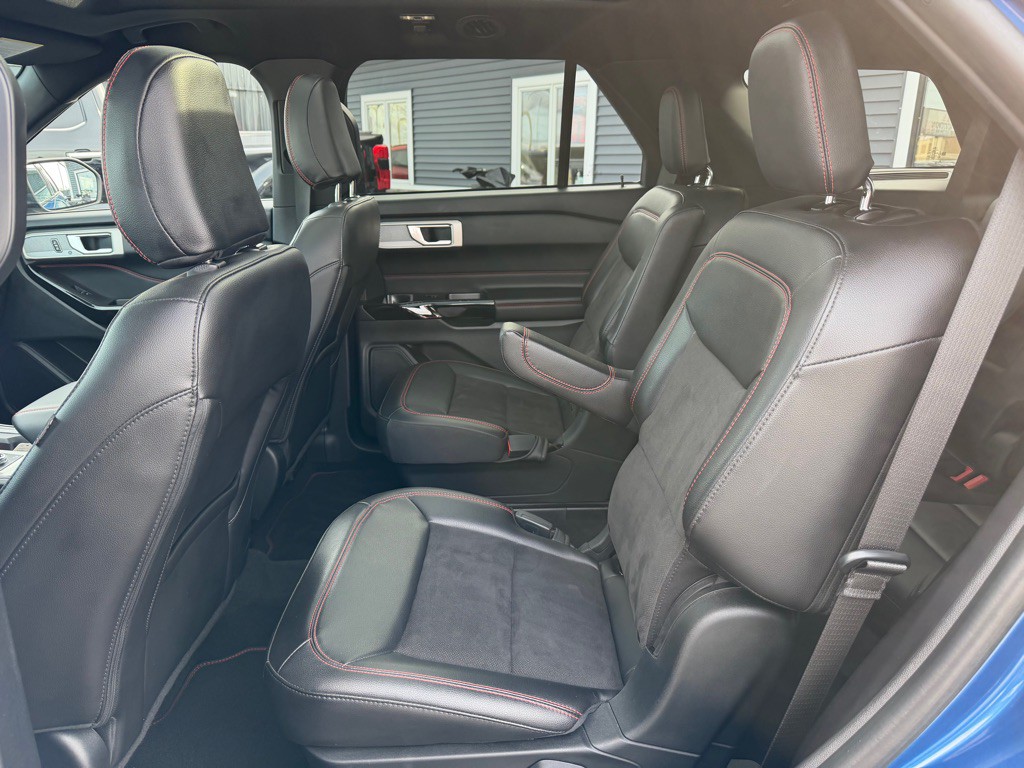2022 Ford Explorer Image 37