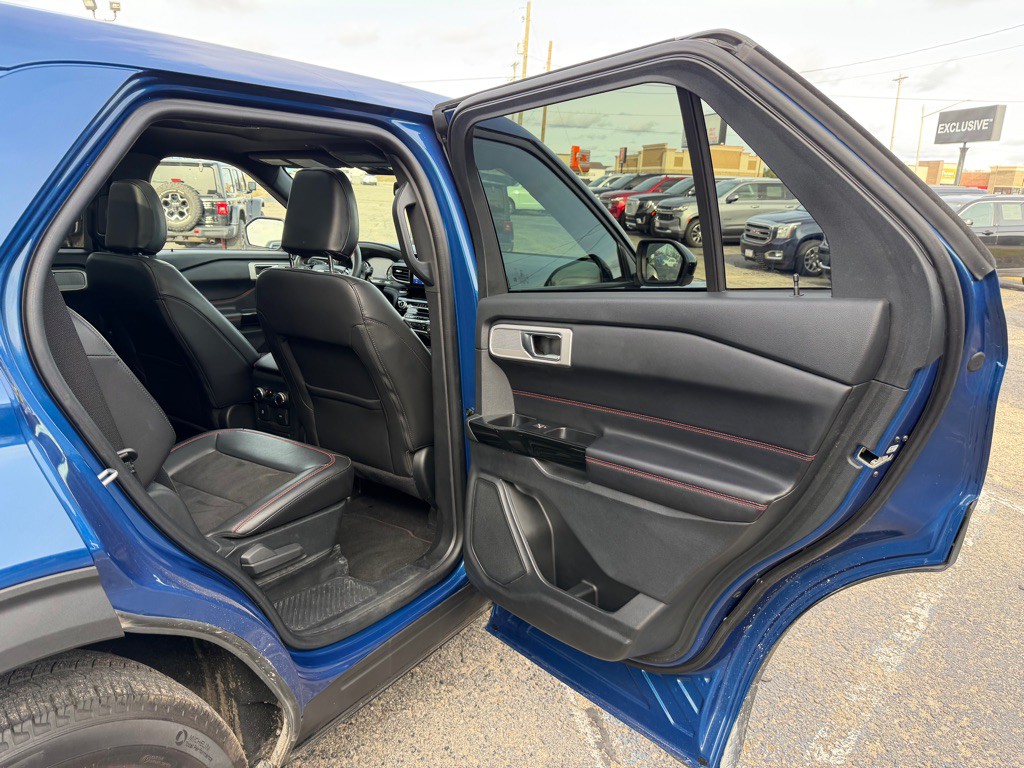 2022 Ford Explorer Image 45