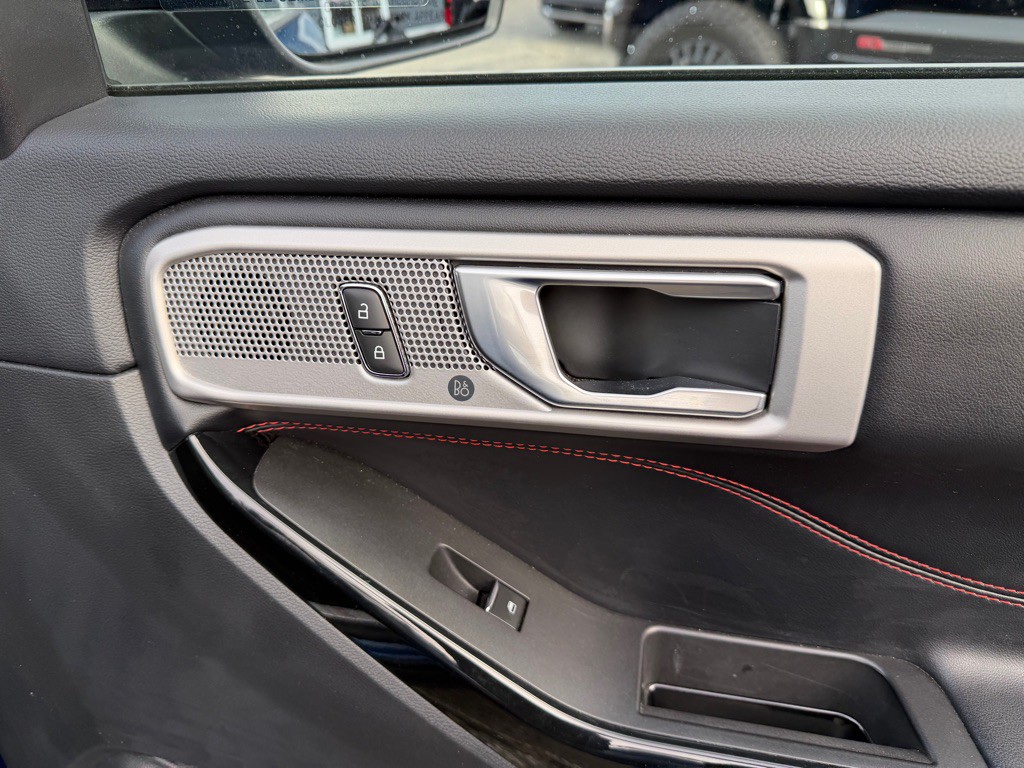 2022 Ford Explorer Image 51