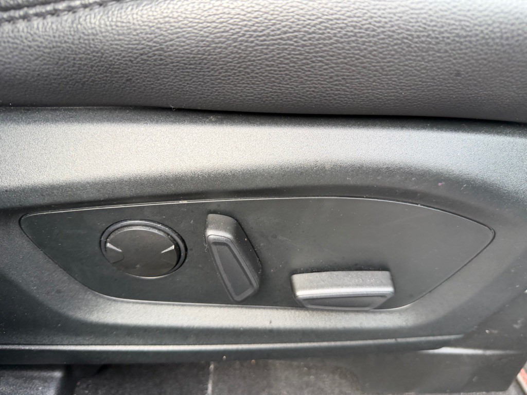 2022 Ford Explorer Image 53