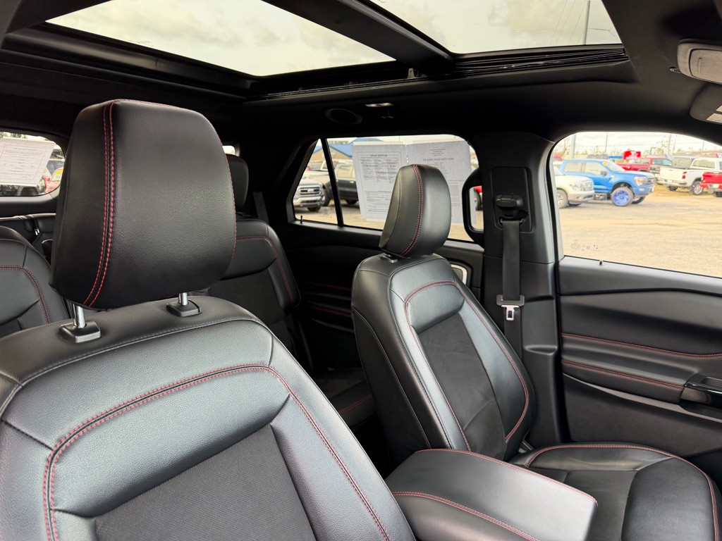 2022 Ford Explorer Image 54