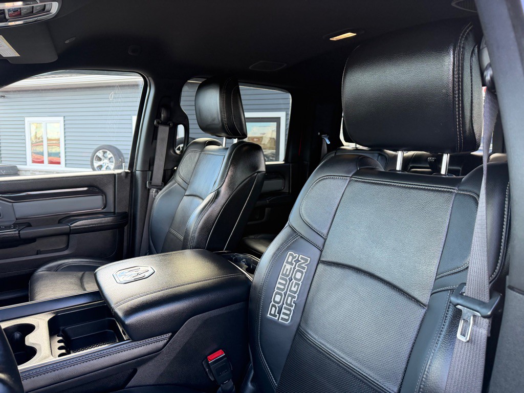 2022 RAM 2500 Image 17