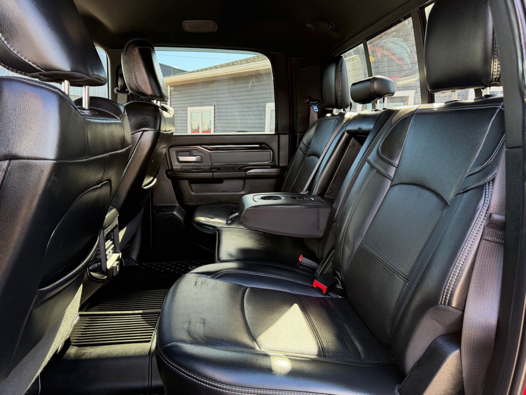2022 RAM 2500 Image 40