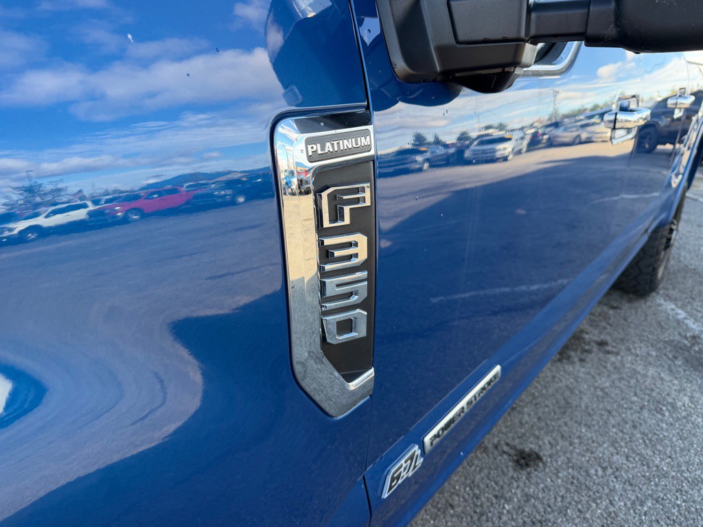 2022 Ford F-350 Image 10