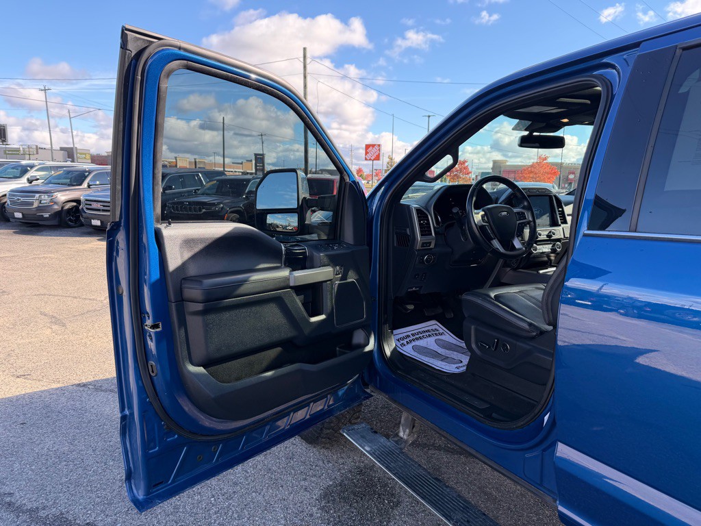 2022 Ford F-350 Image 12