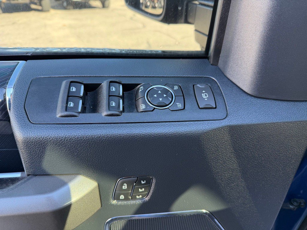 2022 Ford F-350 Image 13