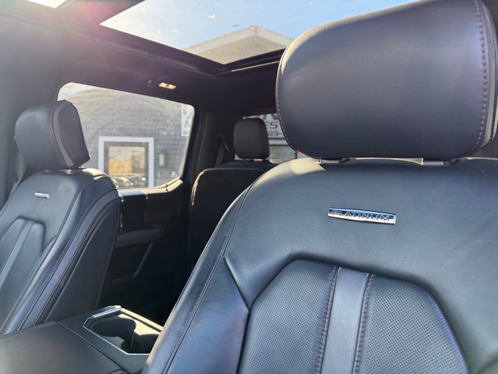 2022 Ford F-350 Image 17