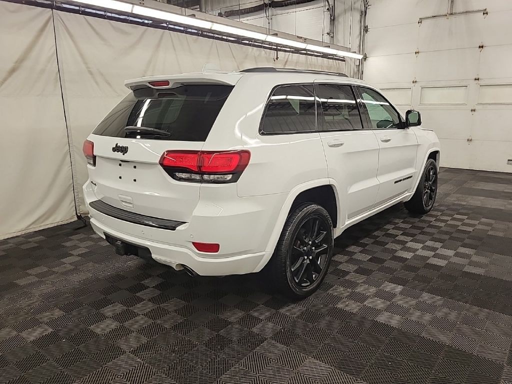 2018 Jeep Grand Cherokee Image 3