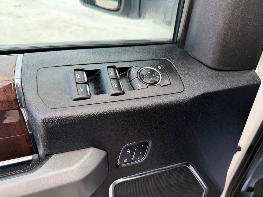 2017 Ford F-150 Image 13