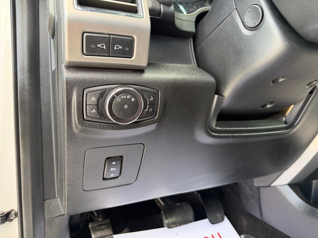 2017 Ford F-150 Image 19