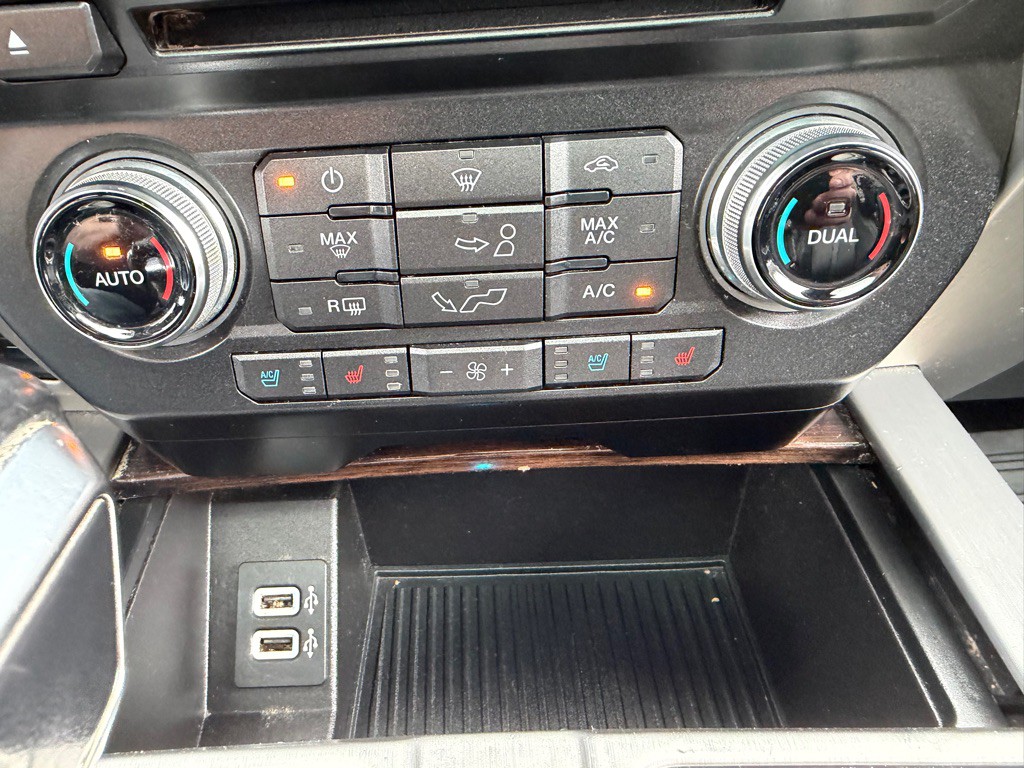 2017 Ford F-150 Image 26