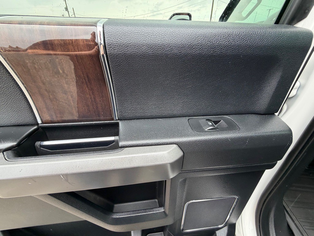 2017 Ford F-150 Image 36