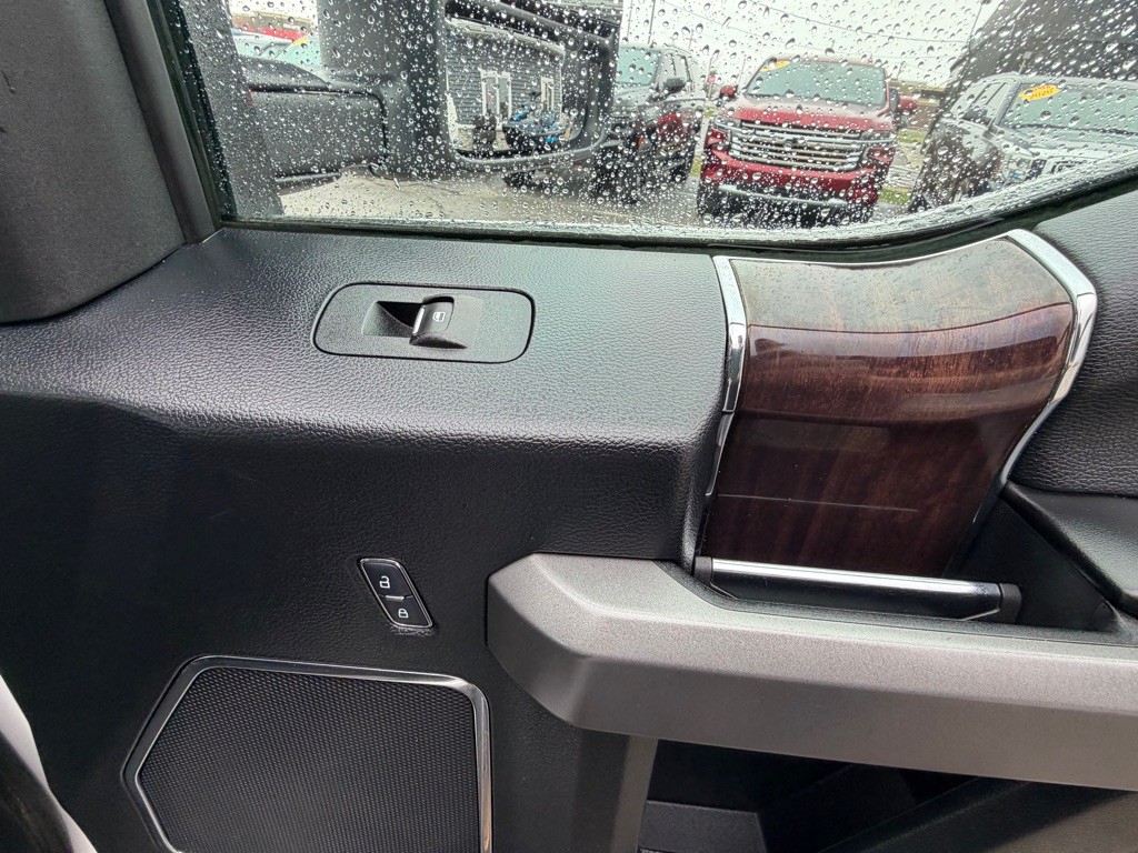 2017 Ford F-150 Image 59