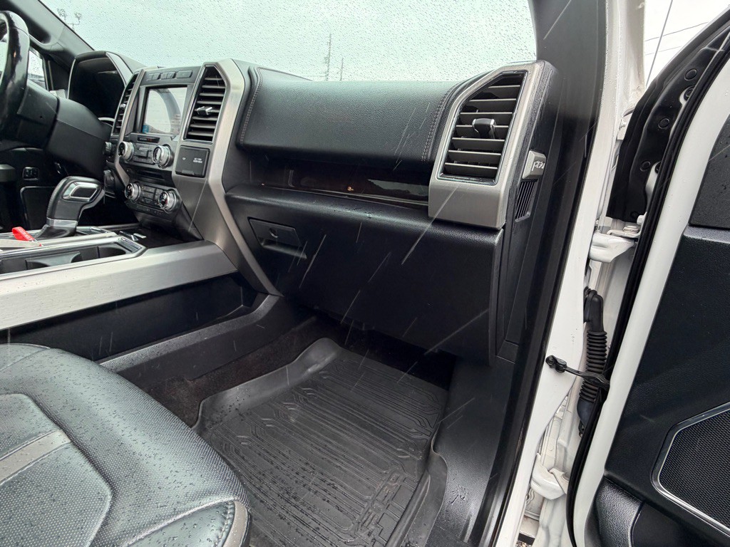 2017 Ford F-150 Image 63