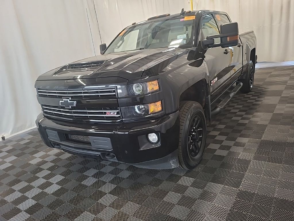 2019 Chevrolet Silverado 1500 Image 1