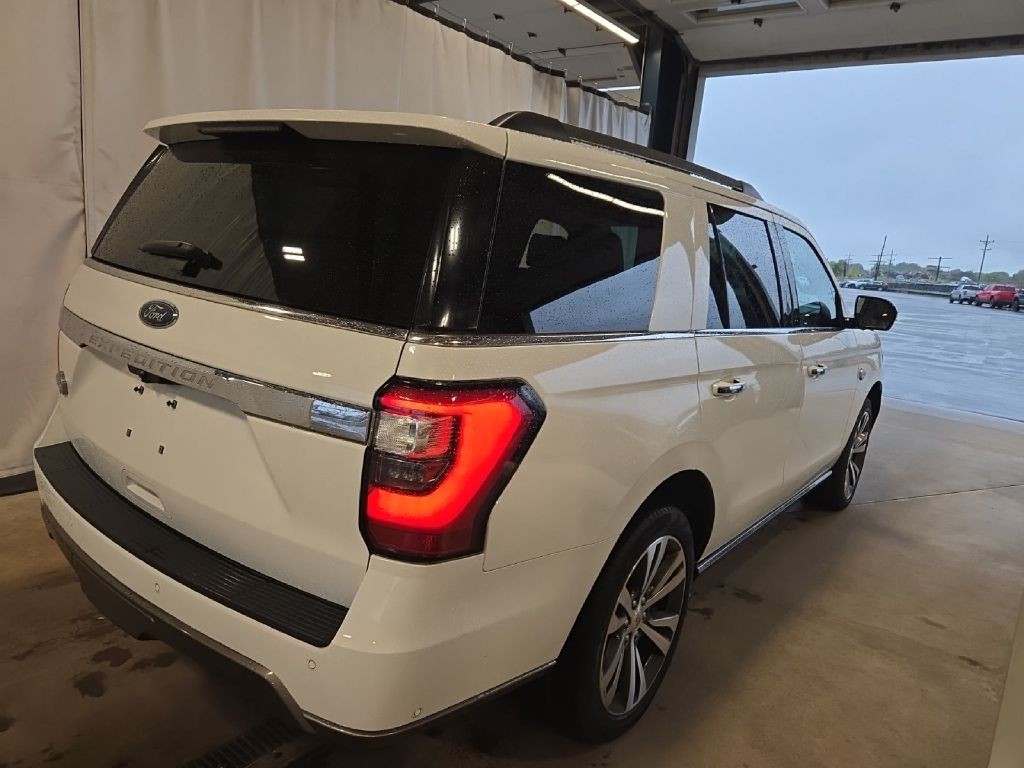 2021 Ford Expedition Image 3