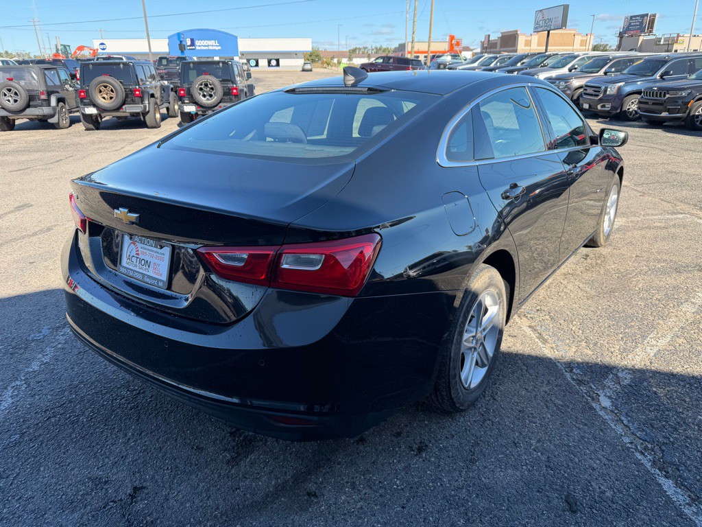 2022 Chevrolet Malibu Image 5