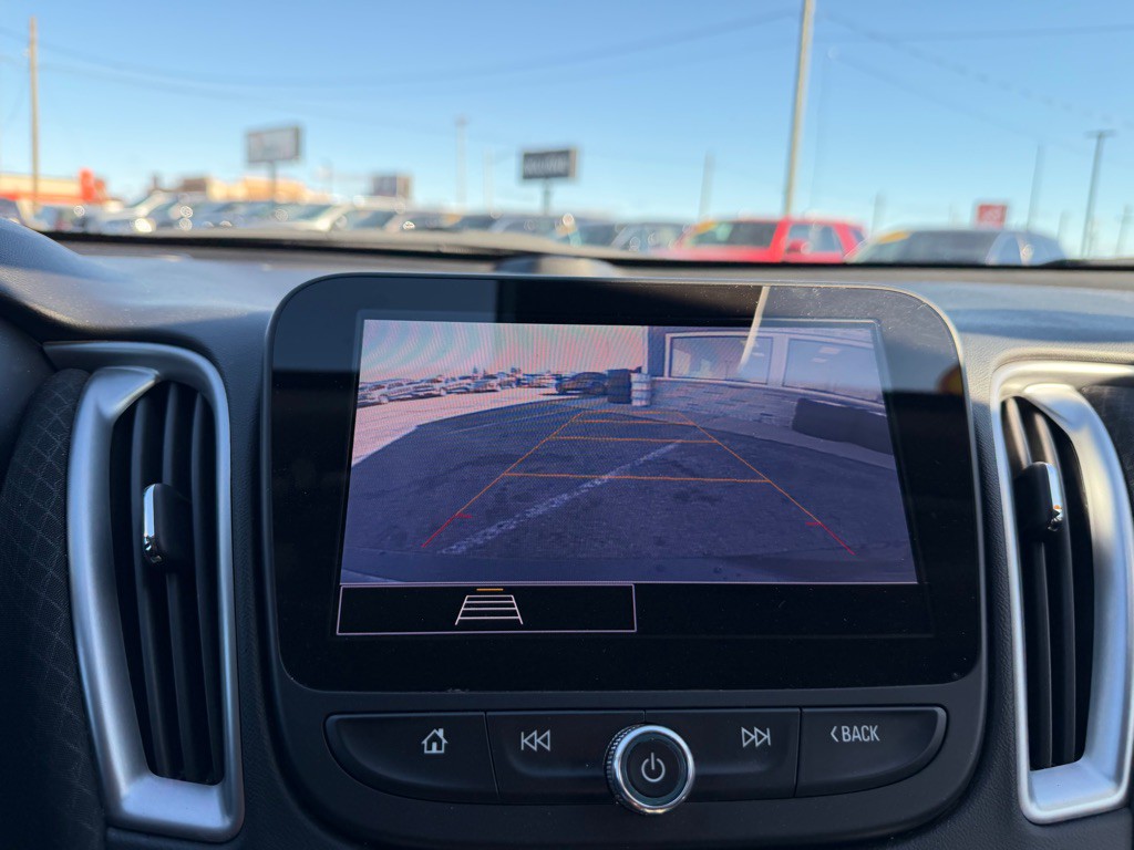 2022 Chevrolet Malibu Image 23