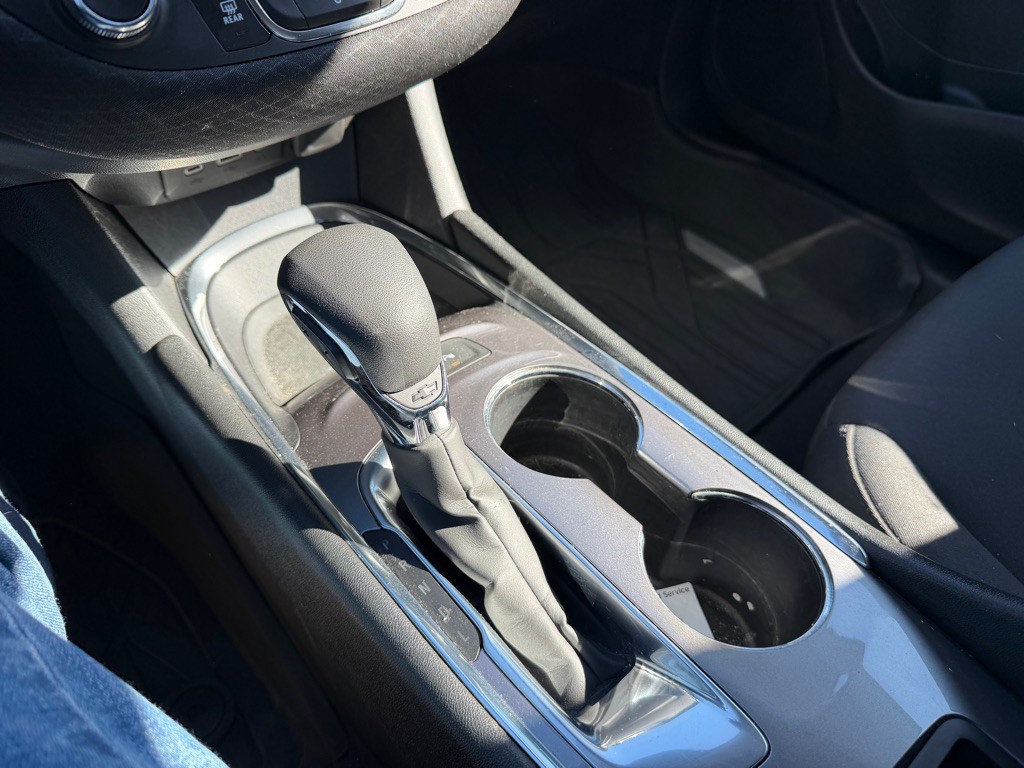 2022 Chevrolet Malibu Image 25