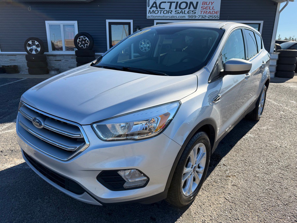 2017 Ford Escape Image 1