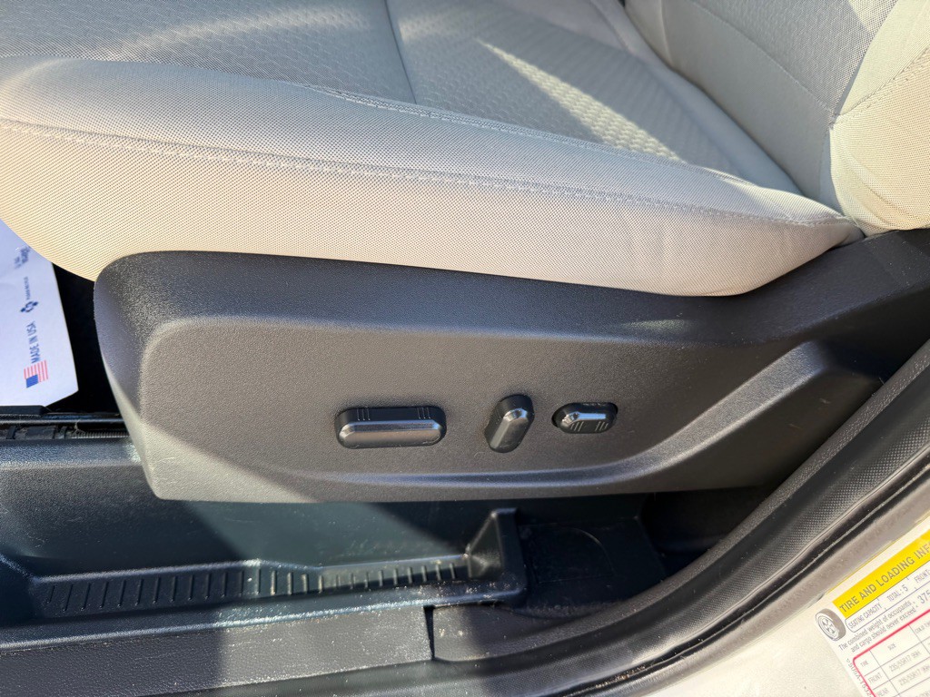 2017 Ford Escape Image 13