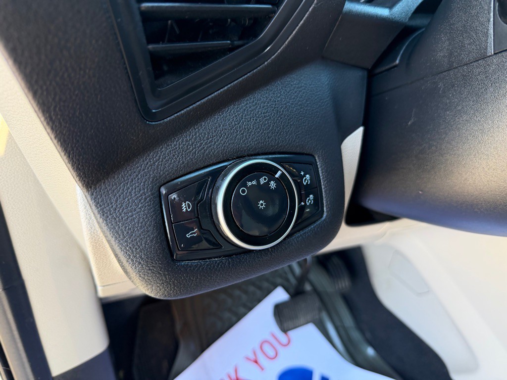 2017 Ford Escape Image 16