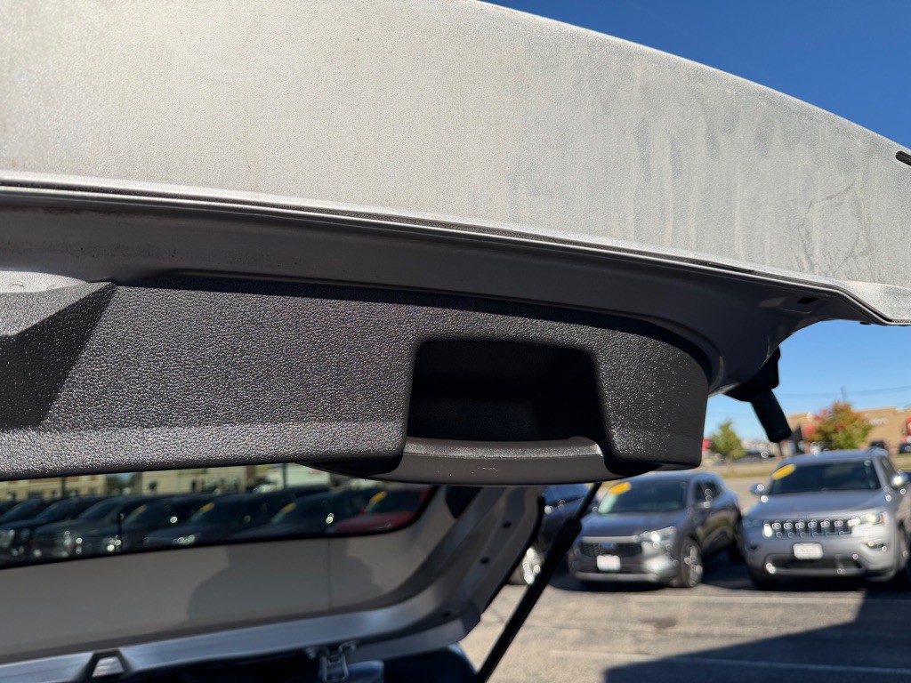 2017 Ford Escape Image 44