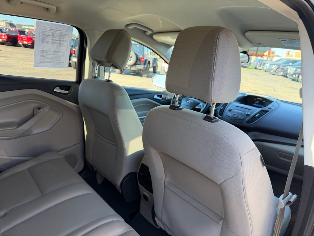 2017 Ford Escape Image 48
