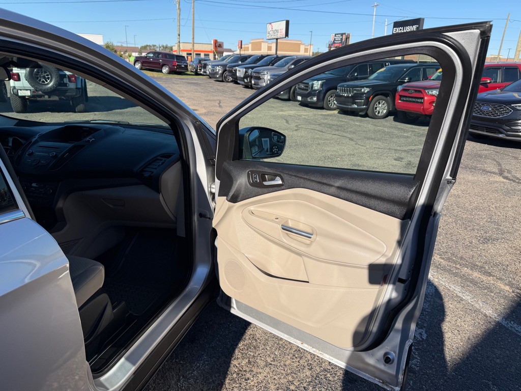 2017 Ford Escape Image 49