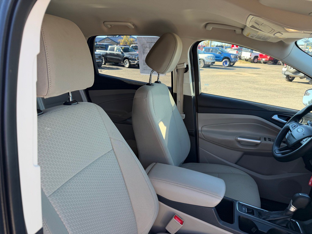 2017 Ford Escape Image 51
