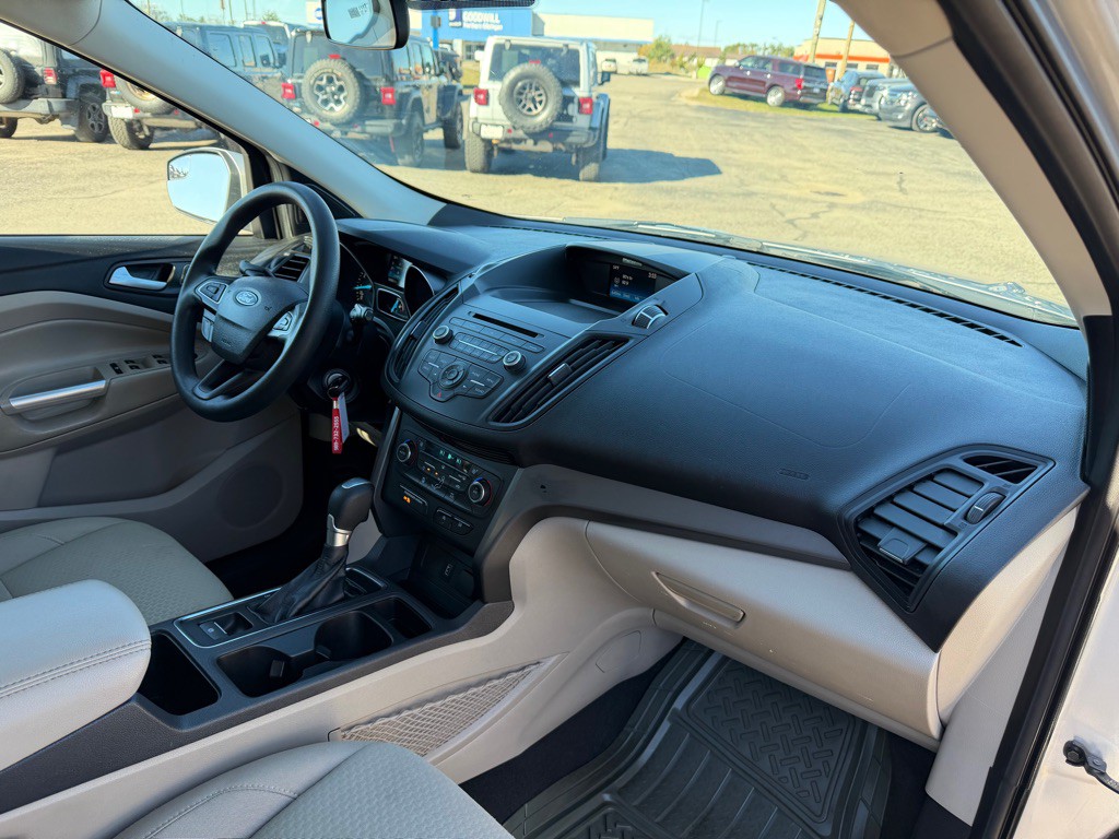 2017 Ford Escape Image 52