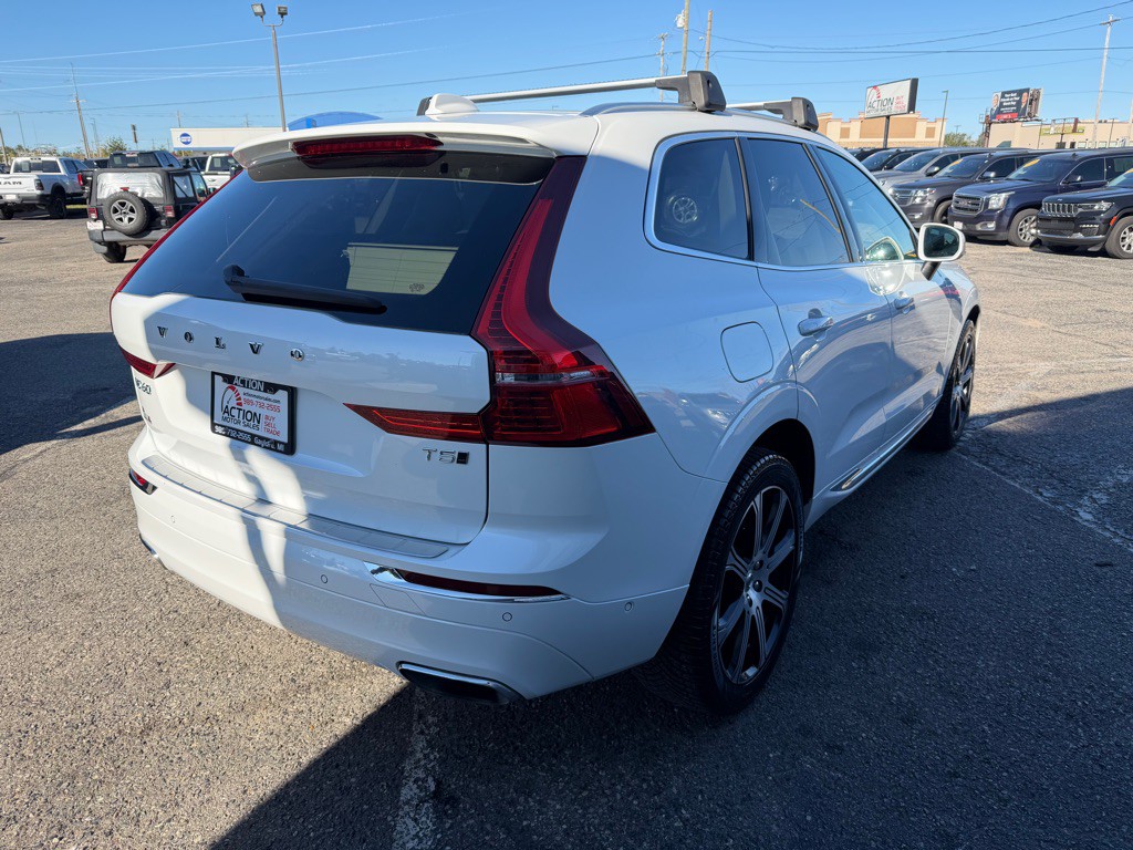 2021 Volvo XC60 Image 5