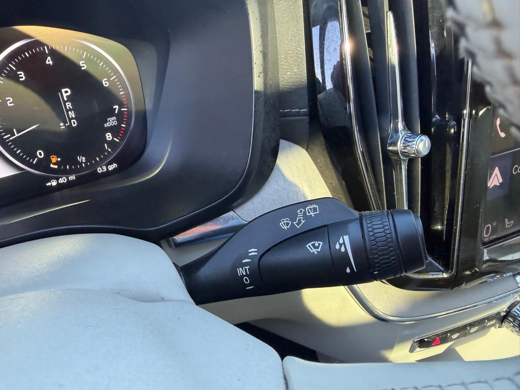 2021 Volvo XC60 Image 19