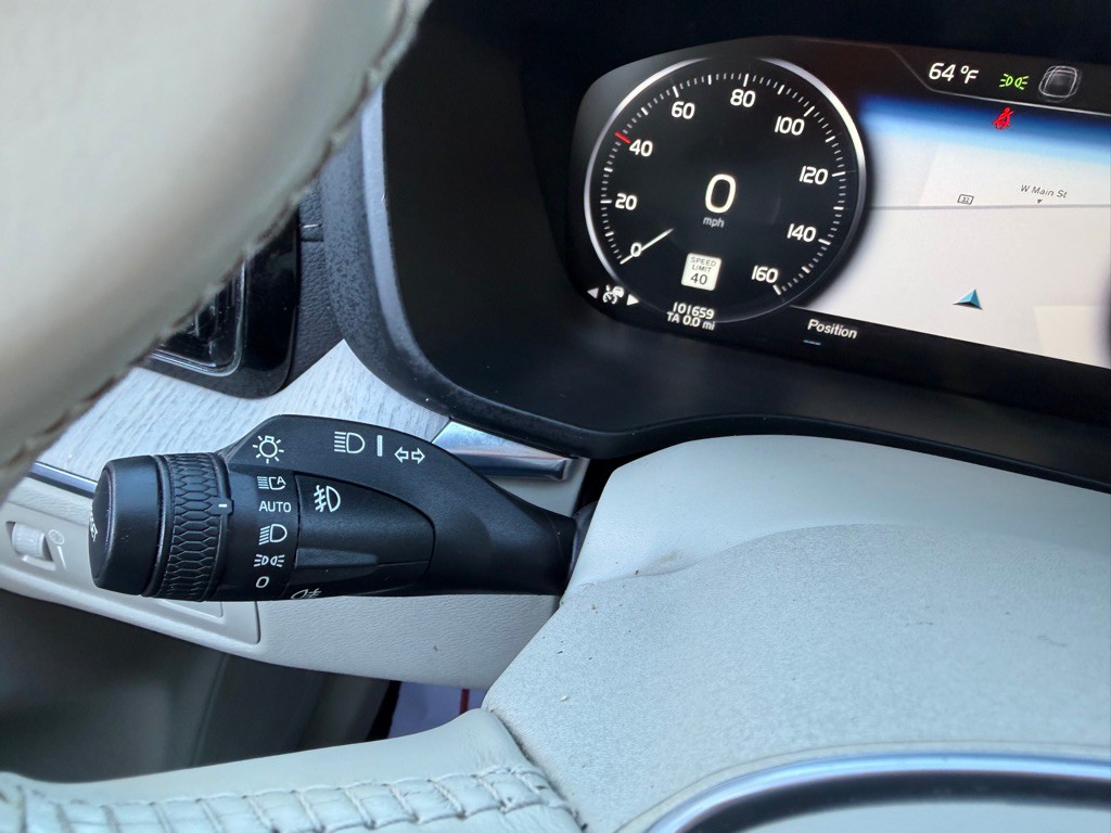 2021 Volvo XC60 Image 20