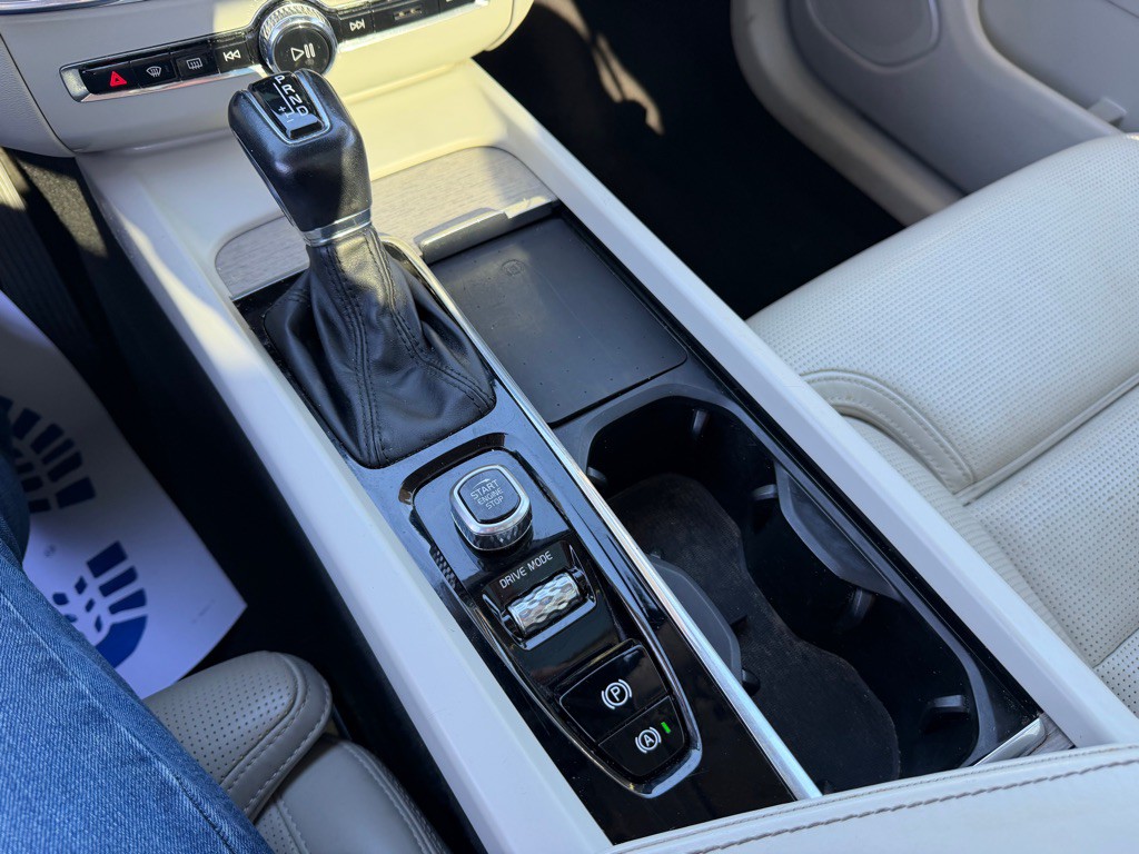 2021 Volvo XC60 Image 29