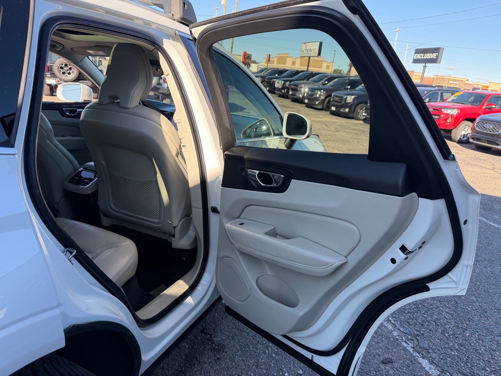 2021 Volvo XC60 Image 53