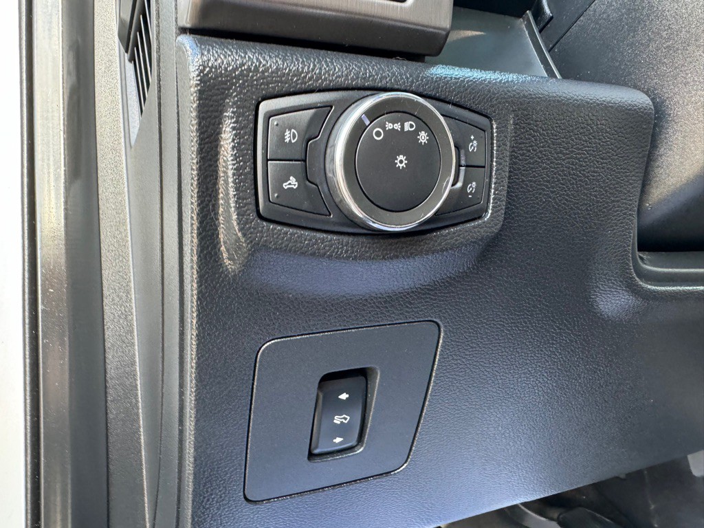 2016 Ford F-150 Image 20