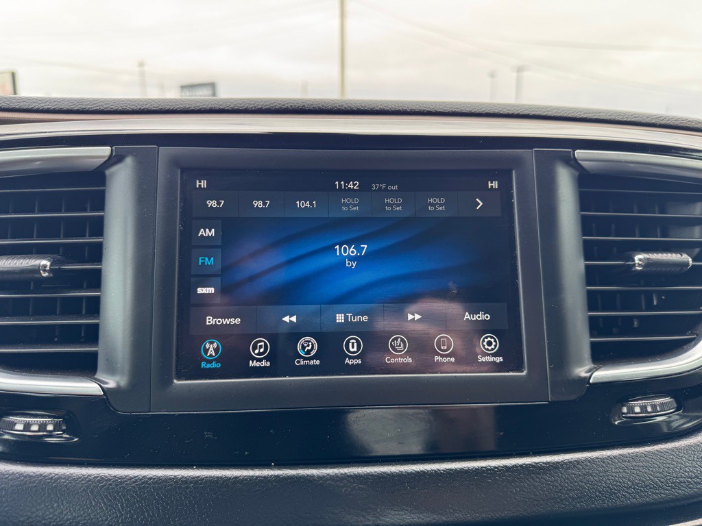 2018 Chrysler Pacifica Image 22