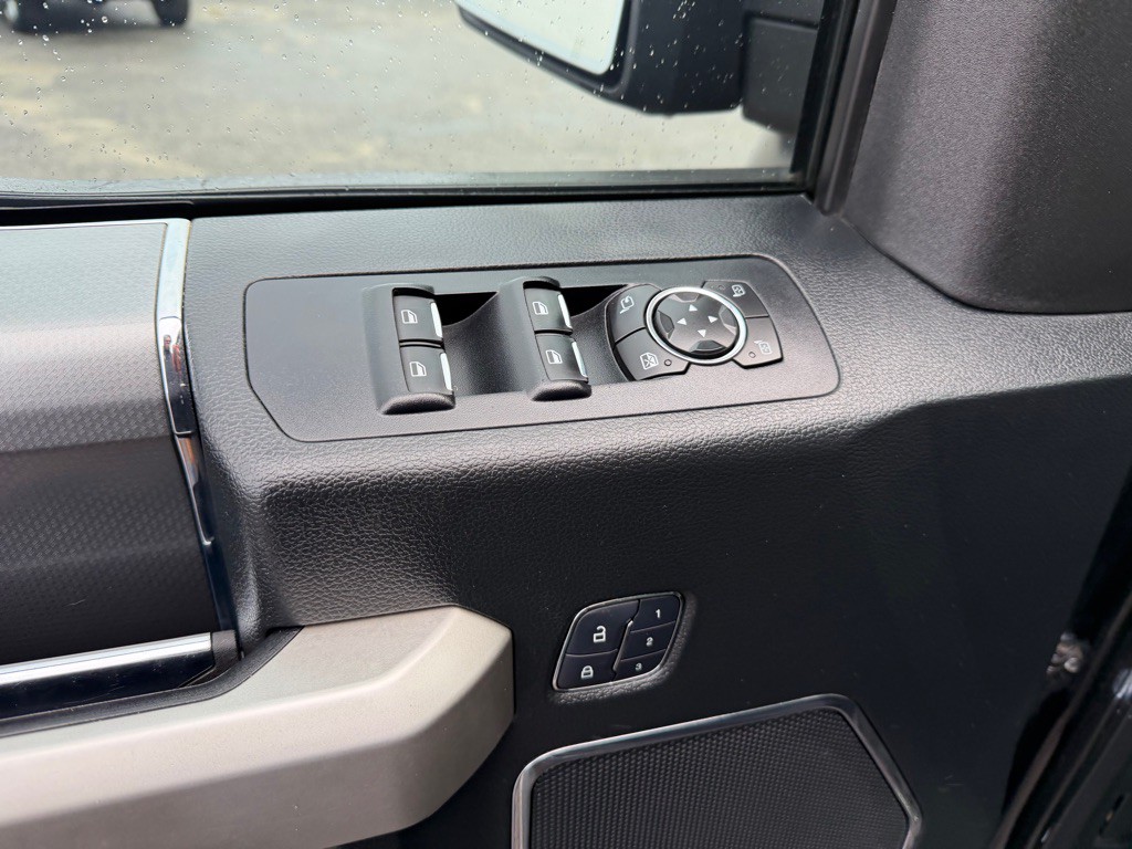 2015 Ford F-150 Image 13