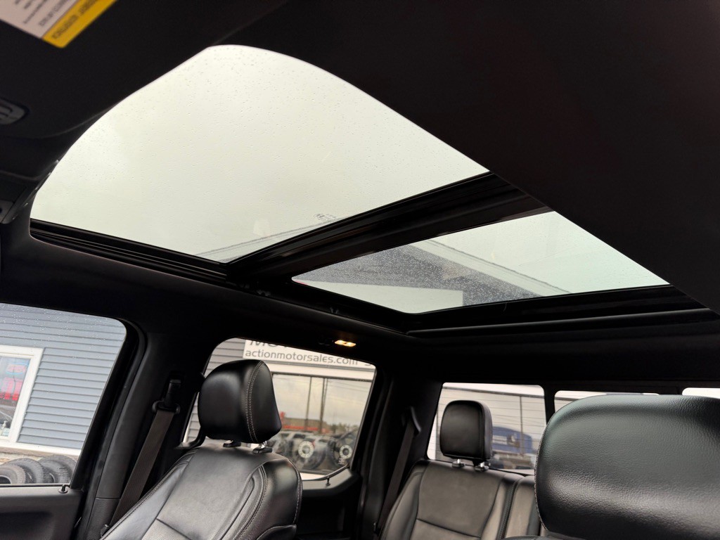 2015 Ford F-150 Image 17