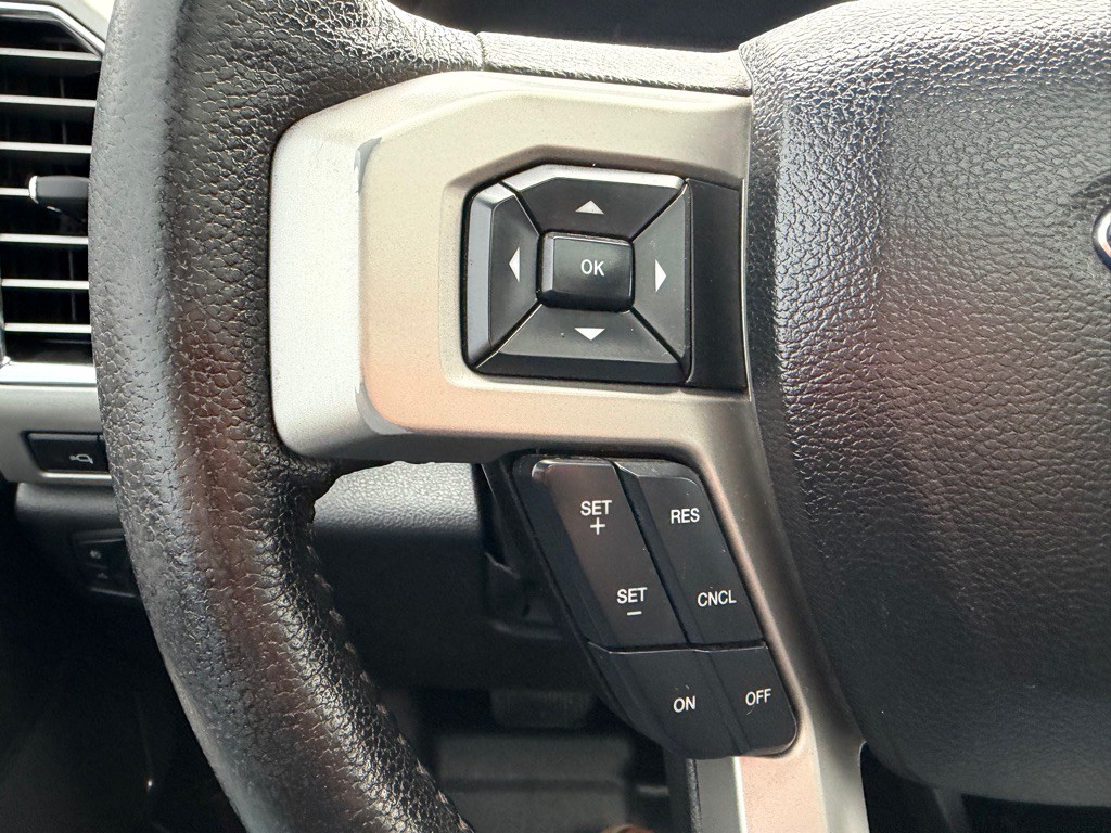 2015 Ford F-150 Image 21