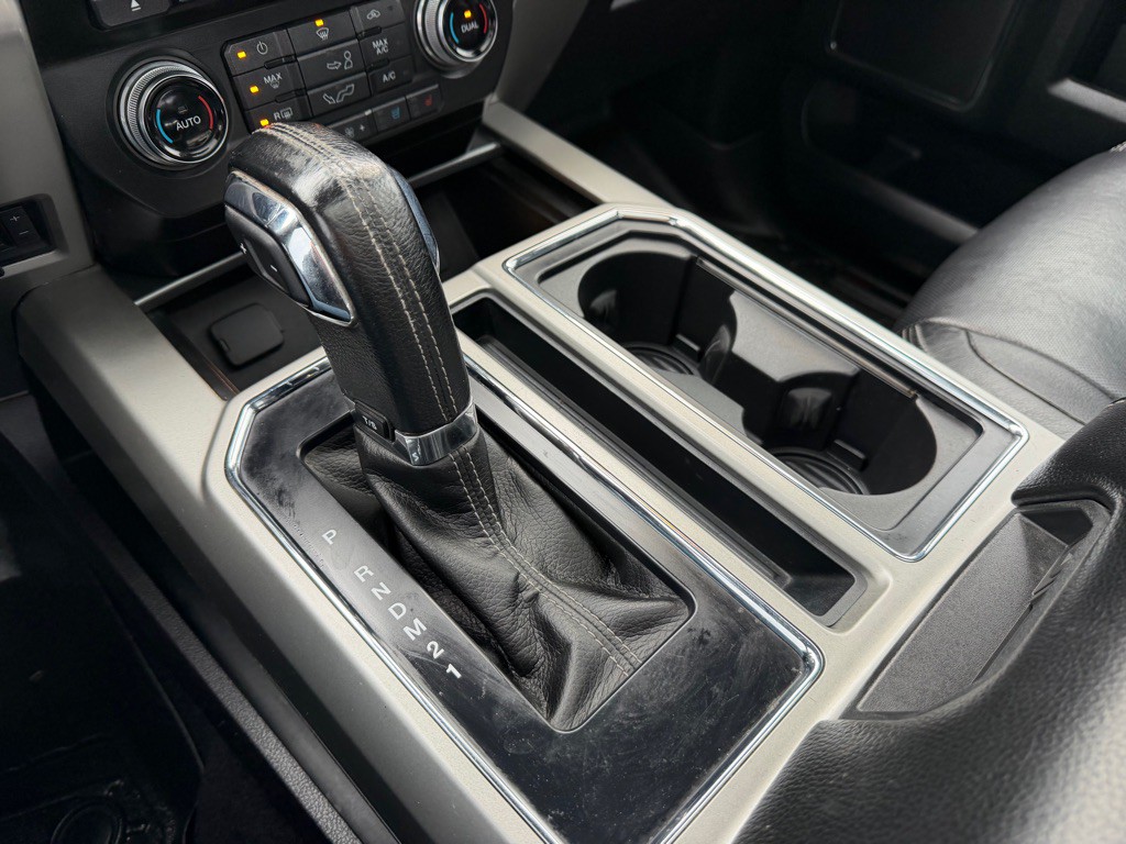 2015 Ford F-150 Image 30