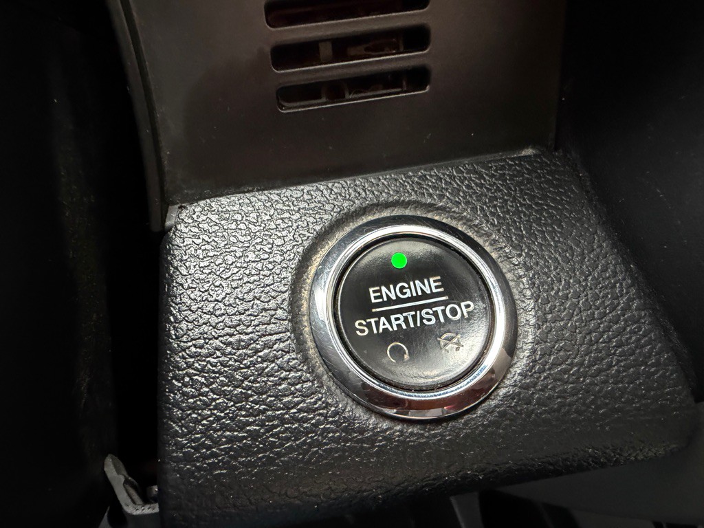 2015 Ford F-150 Image 33